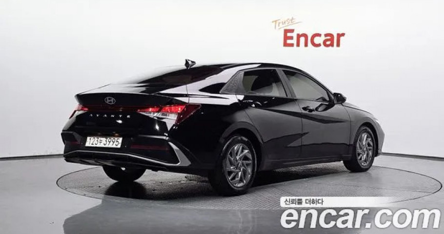 Hyundai Avante (Elantra) 