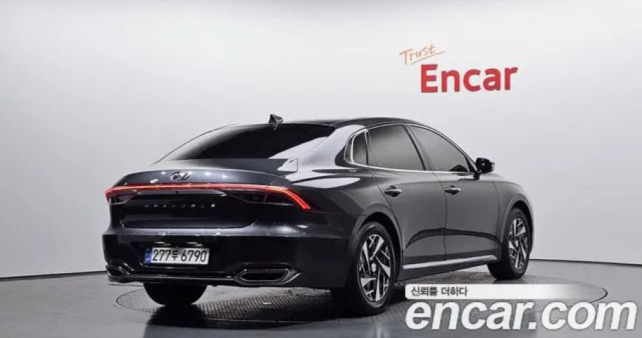 Hyundai Grandeur 