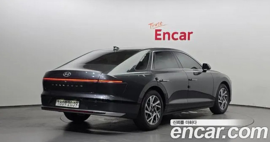 Hyundai Grandeur 