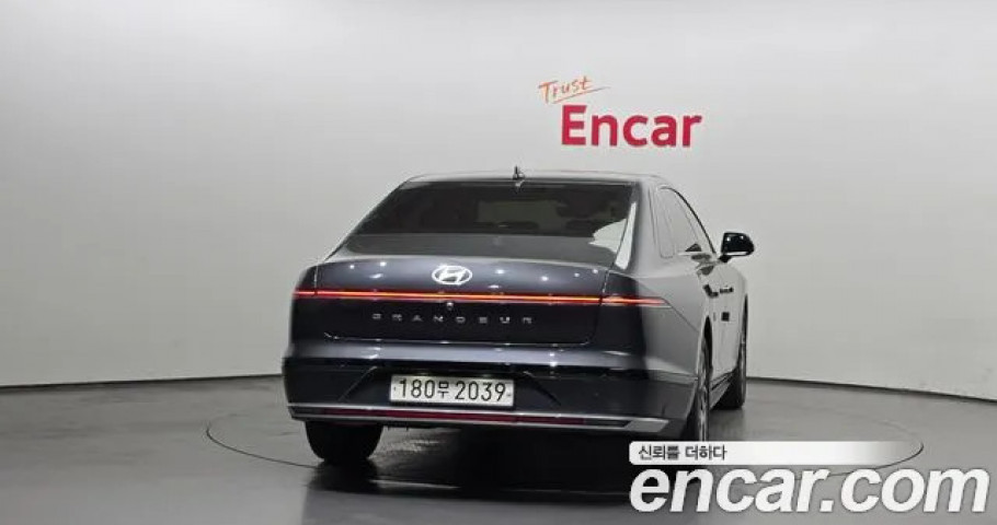 Hyundai Grandeur 