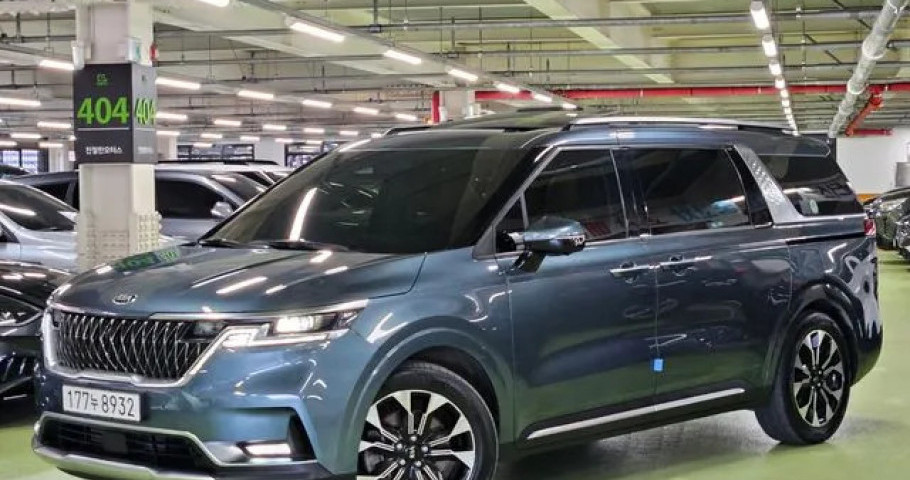 Kia Carnival 