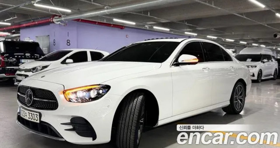 Mercedes-Benz E-Class 