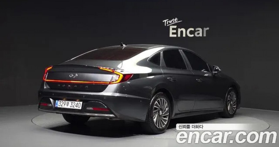 Hyundai Sonata 