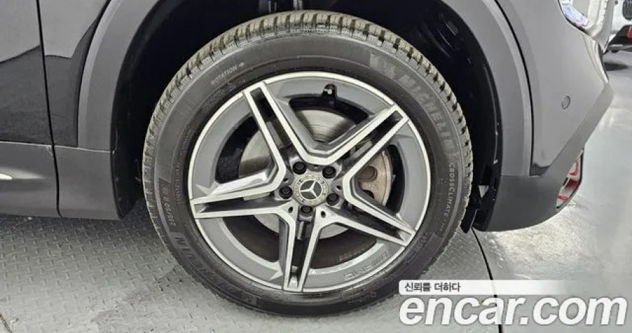 Mercedes-Benz Glb-Class 