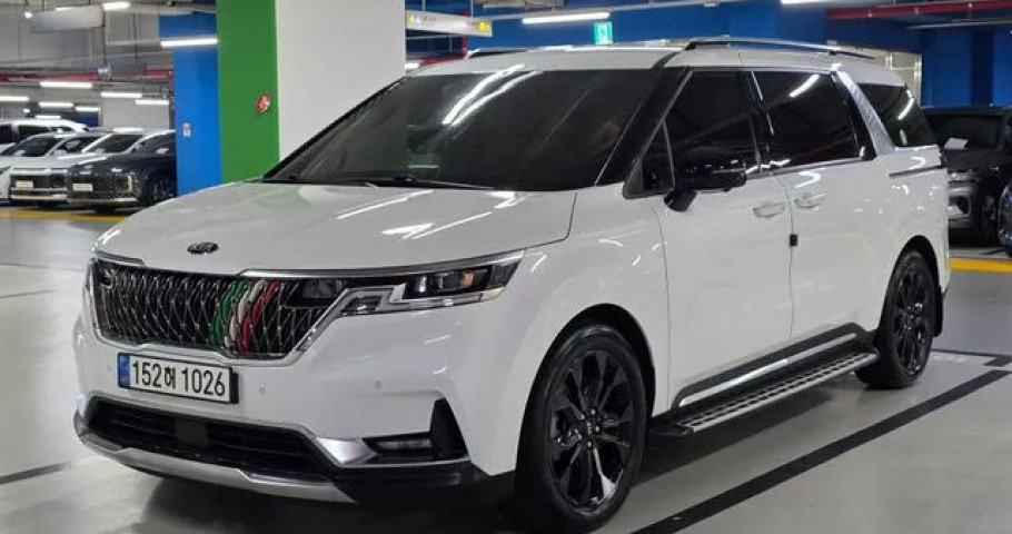 Kia Carnival 