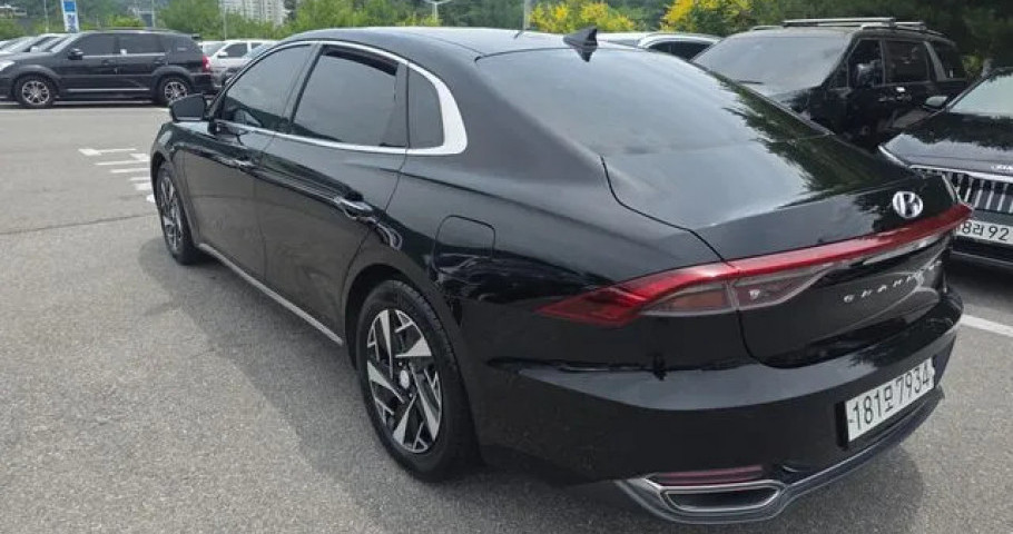 Hyundai Grandeur 