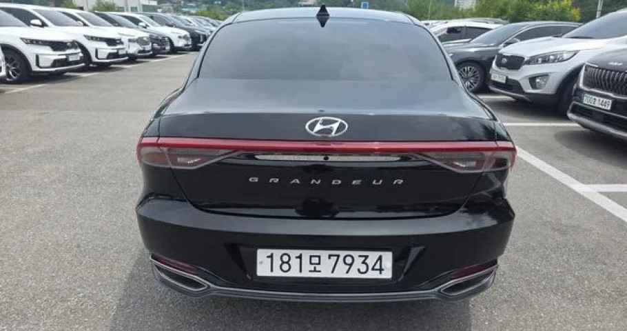 Hyundai Grandeur 