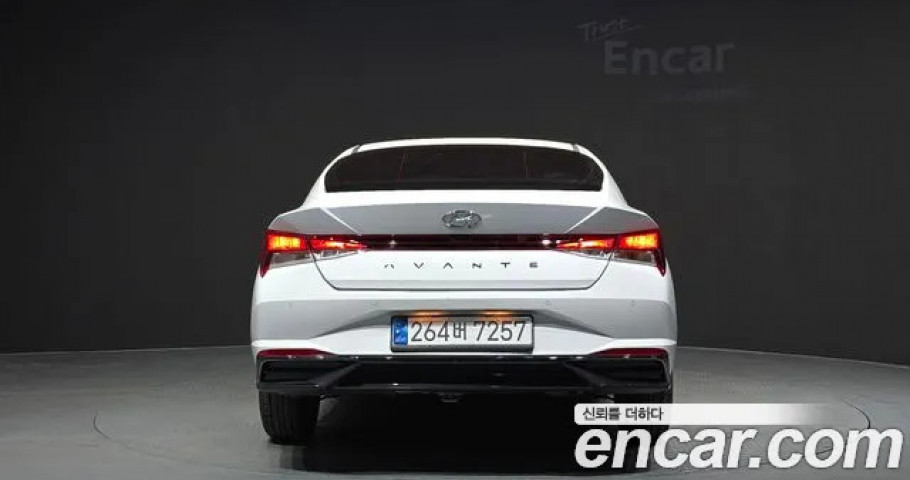 Hyundai Avante (Elantra) 