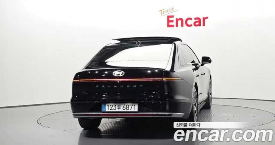 Hyundai Grandeur 