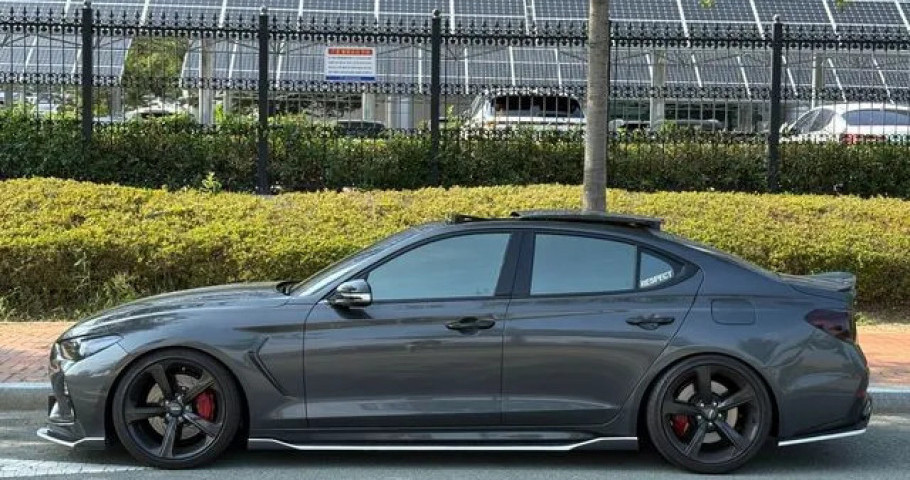 Genesis G70 