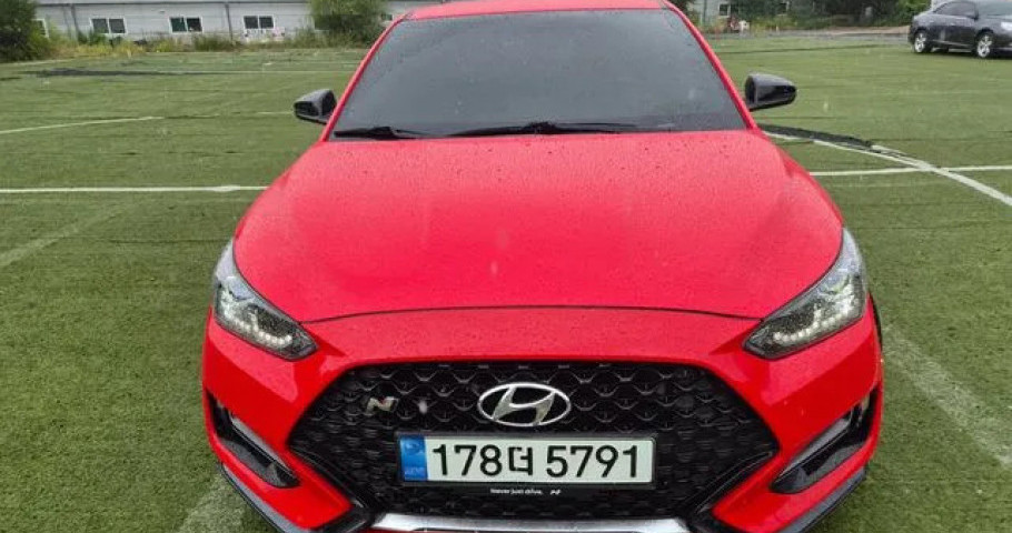 Hyundai Veloster 