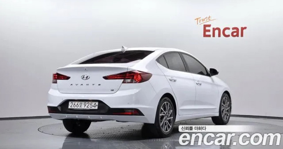 Hyundai Avante (Elantra) 