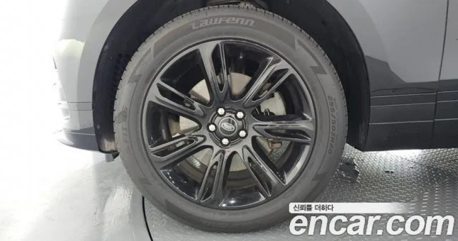 Land Rover Range Rover Velar 
