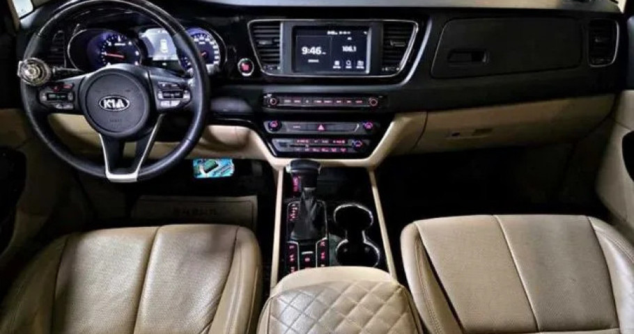 Kia Carnival 
