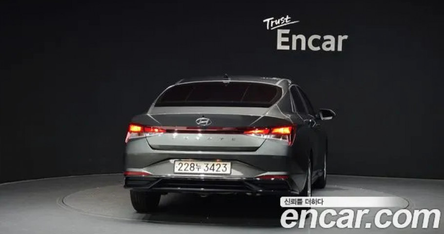 Hyundai Avante (Elantra) 
