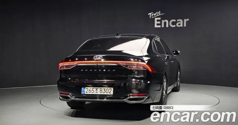 Hyundai Grandeur 