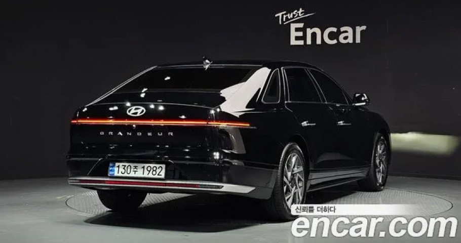 Hyundai Grandeur 