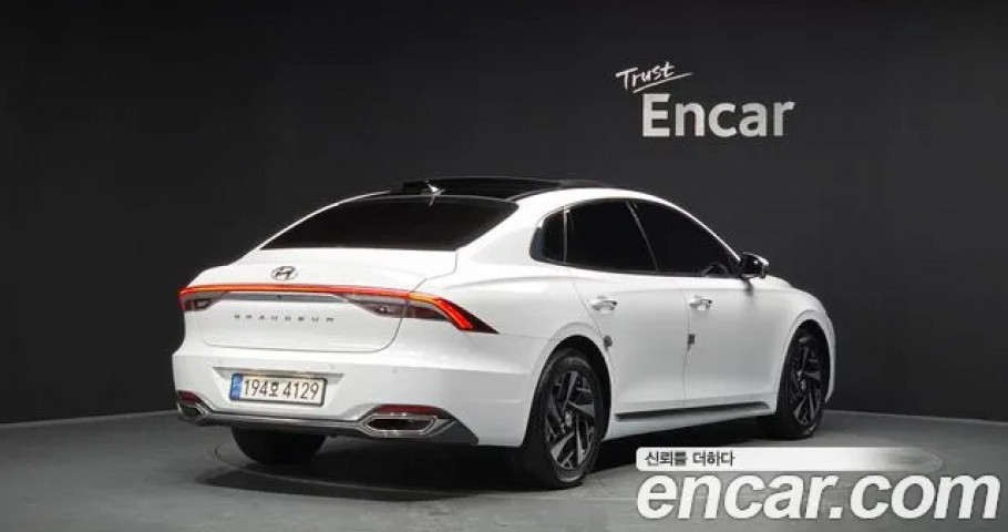 Hyundai Grandeur 