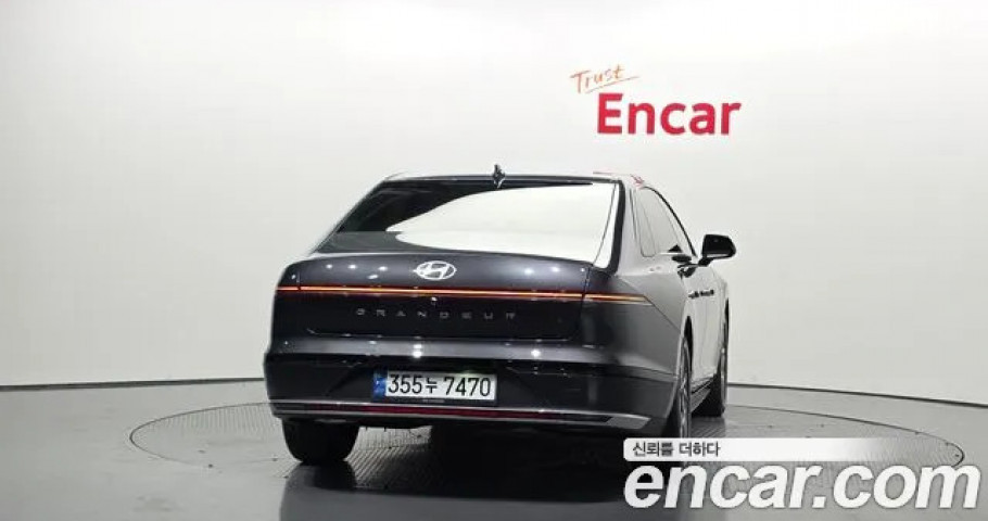 Hyundai Grandeur 