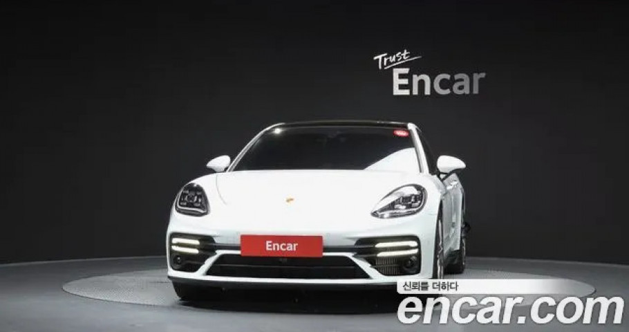 Porsche Panamera 