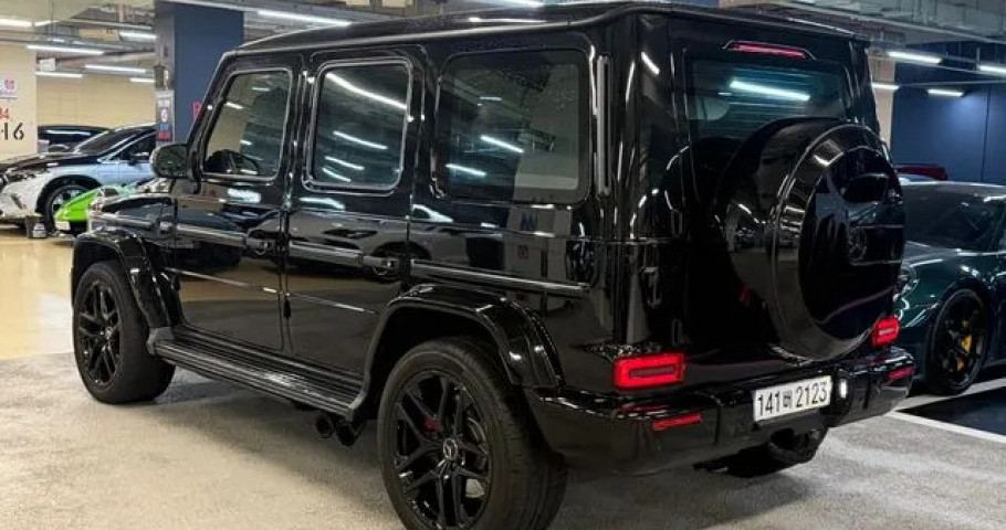 Mercedes-Benz G-Class 