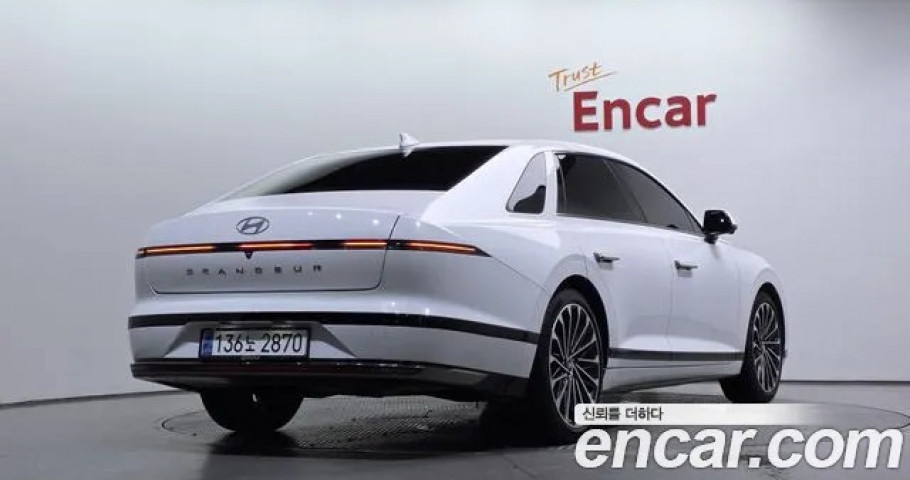 Hyundai Grandeur 