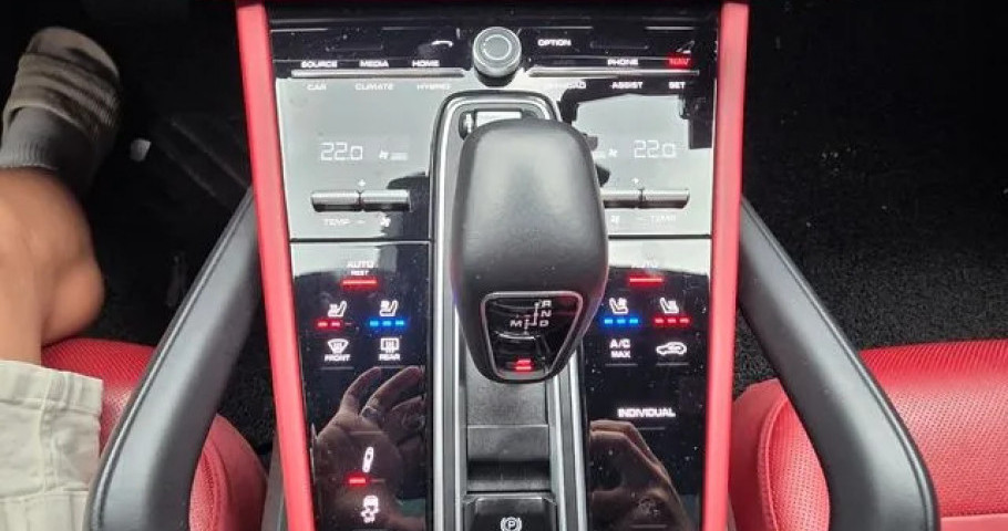 Porsche Cayenne 