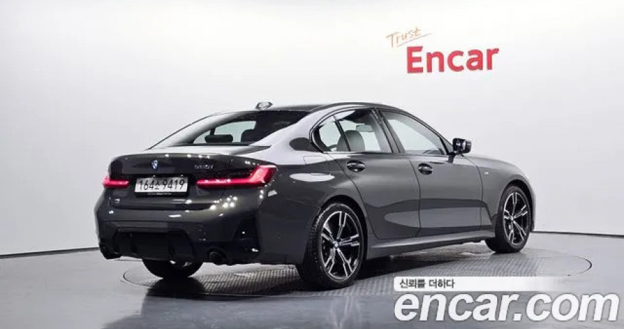 Bmw 3-Series 