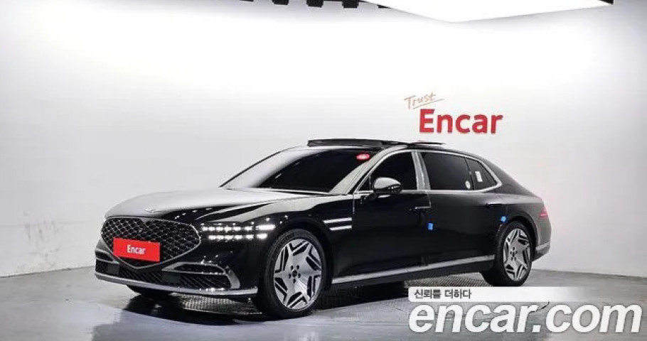 Genesis G90 