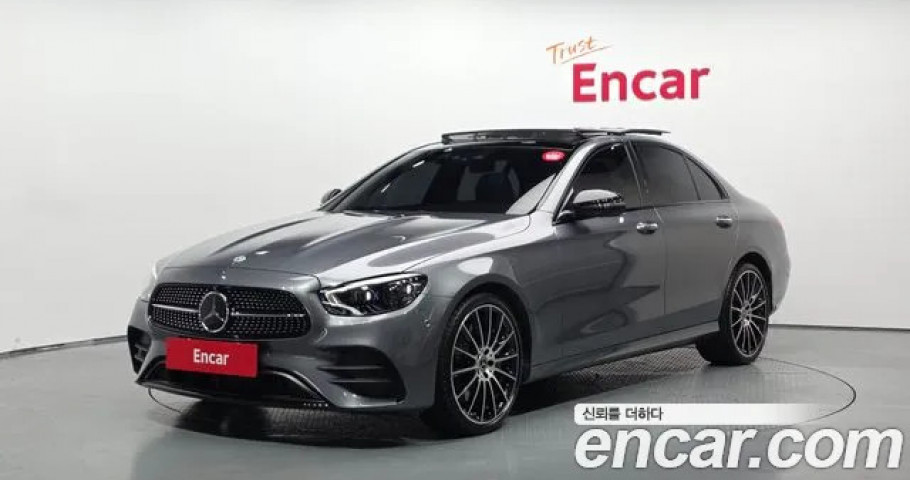 Mercedes-Benz E-Class 