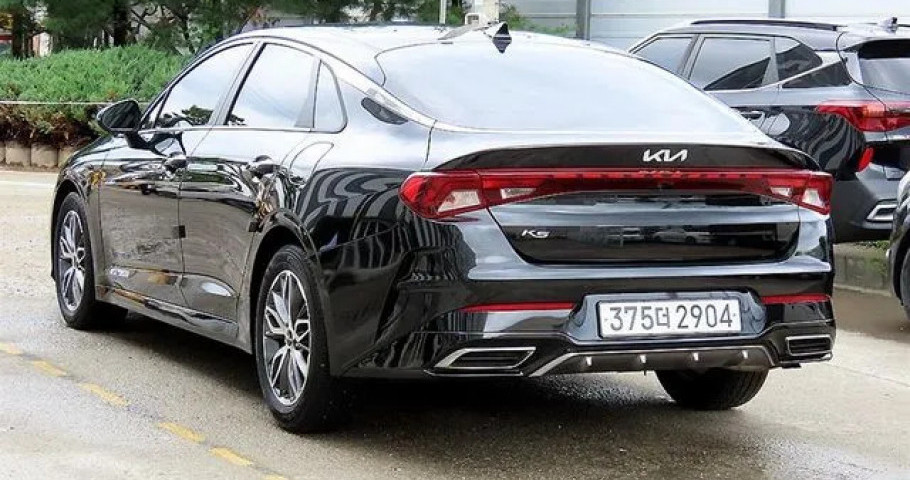 Kia K5 