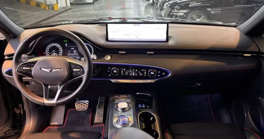 Genesis Gv70 