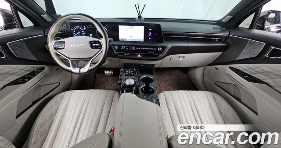 Kia K8 