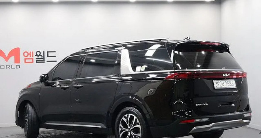 Kia Carnival 