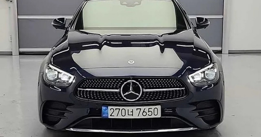Mercedes-Benz E-Class 