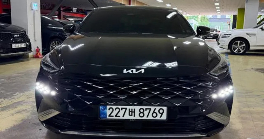 Kia K8 