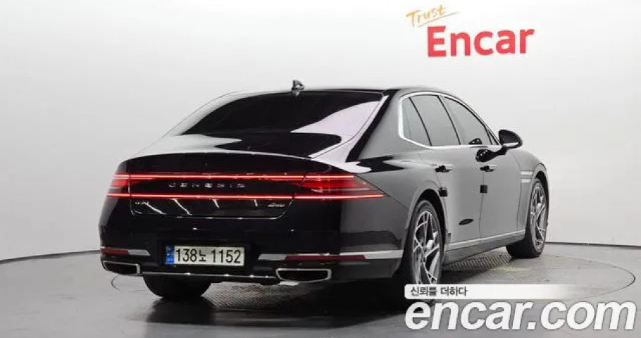 Genesis G90 