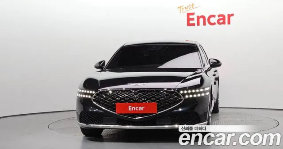 Genesis G90 