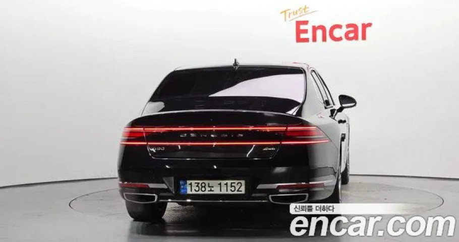 Genesis G90 
