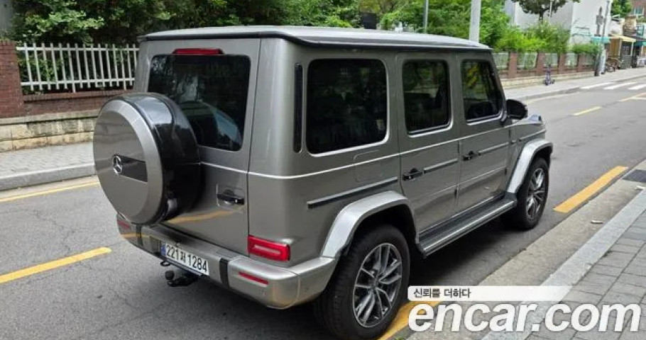 Mercedes-Benz G-Class 