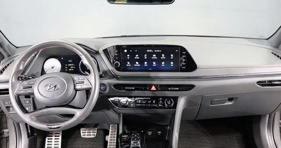 Hyundai Sonata 