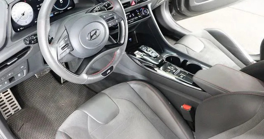 Hyundai Sonata 