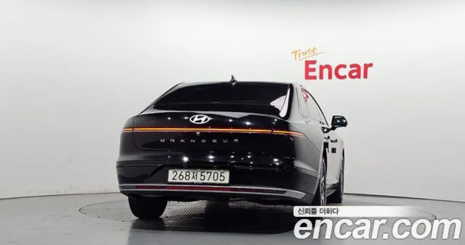 Hyundai Grandeur 