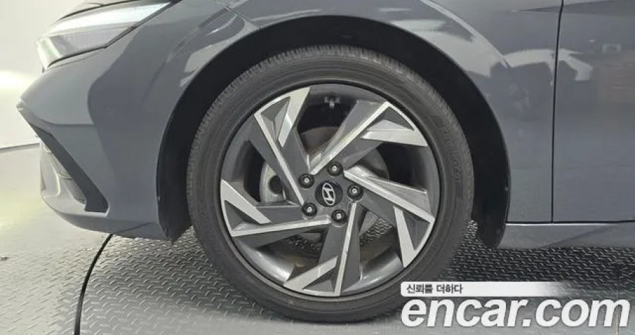Hyundai Avante (Elantra) 