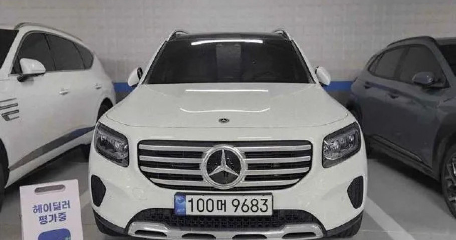 Mercedes-Benz Glb-Class 