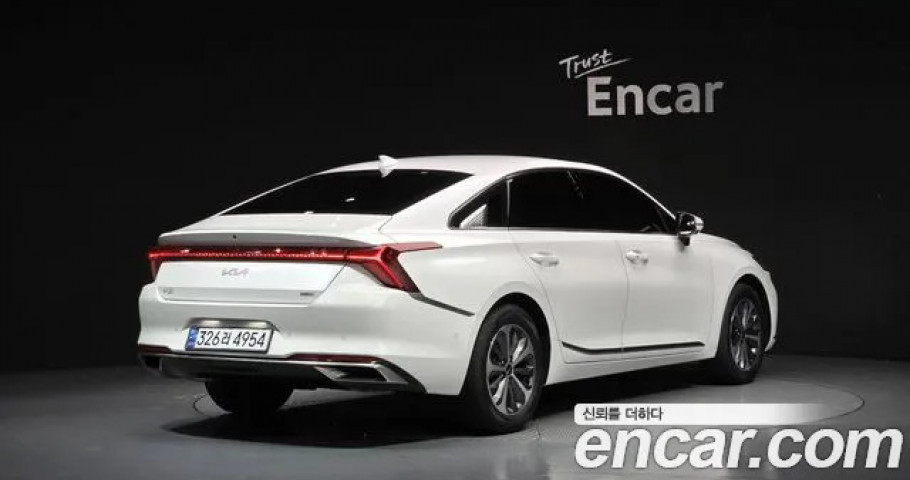 Kia K8 