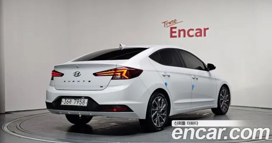 Hyundai Avante (Elantra) 