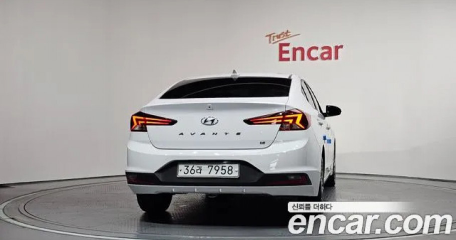 Hyundai Avante (Elantra) 