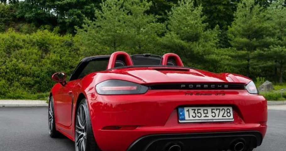 Porsche 718 