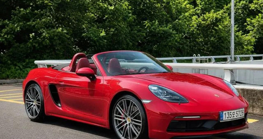 Porsche 718 